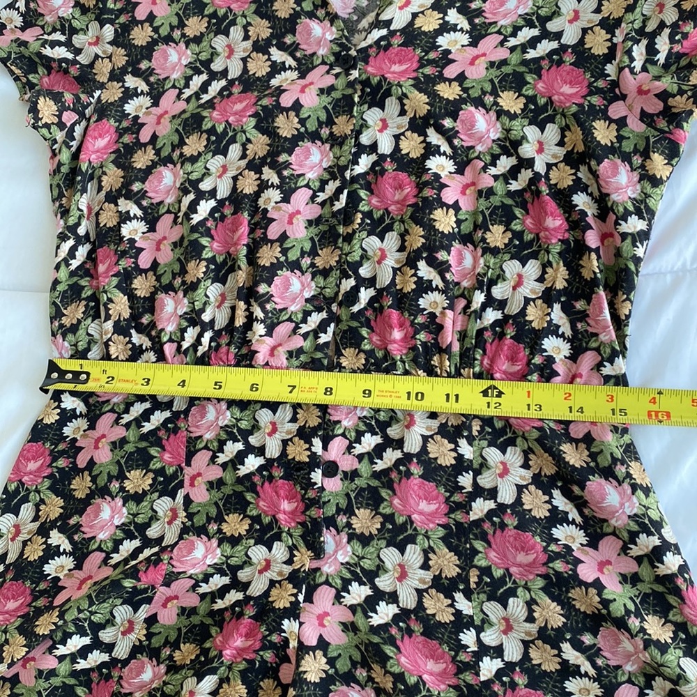 Vintage Floral Romper - Picture 13 of 14